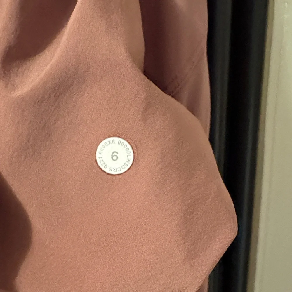 Lululemon Athletica Mauve Jogger Pants - Picture 5 of 5